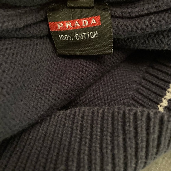 Prada Sweater Blue Medium - Picture 5 of 8